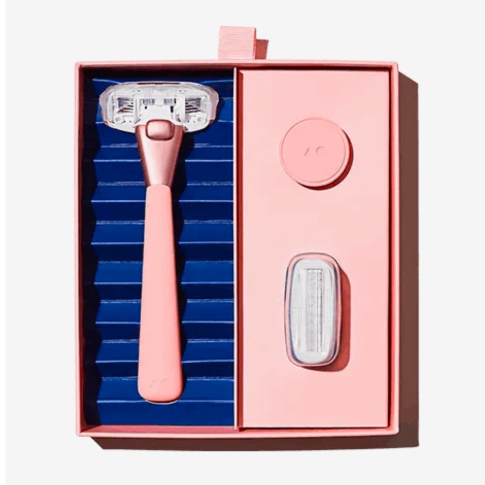 Athena Club Women's Razor Kit - New in Box - Coral